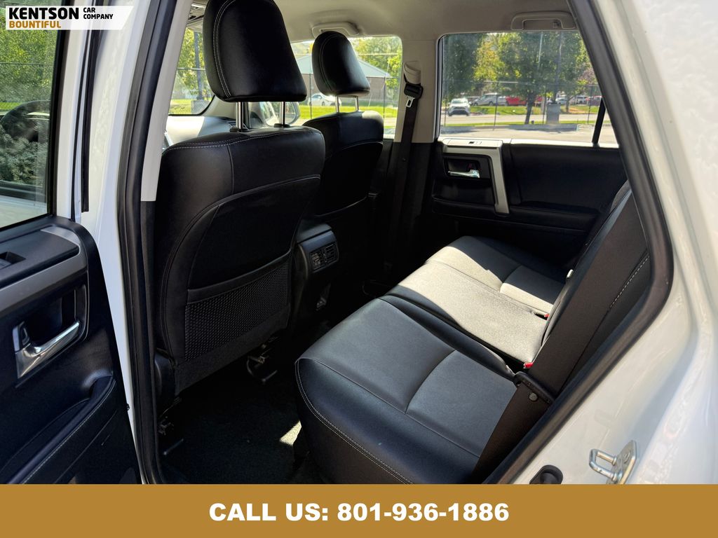 2024 Toyota 4Runner SR5 Premium photo 32