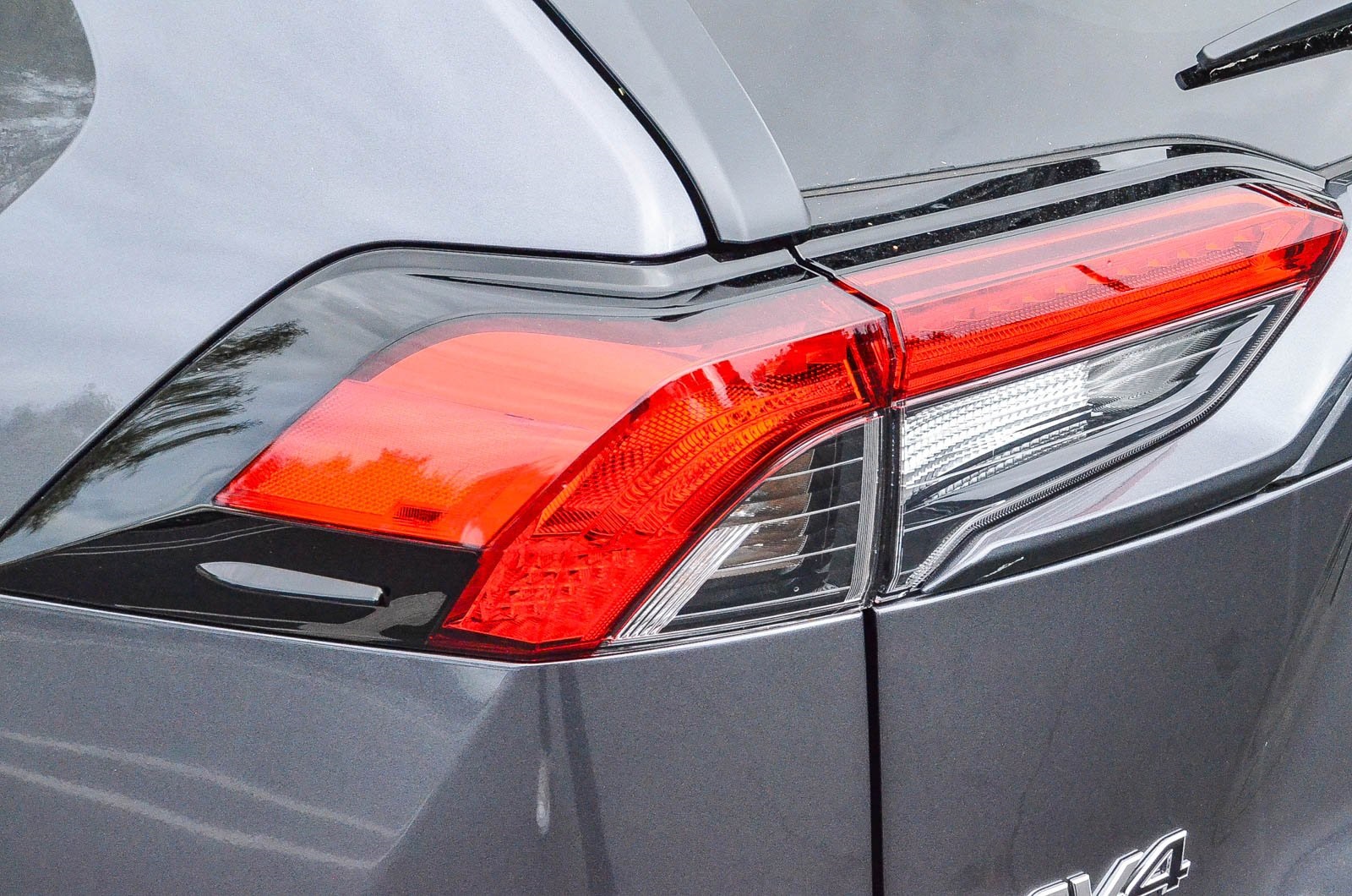 2025 Toyota RAV4 LE photo 3