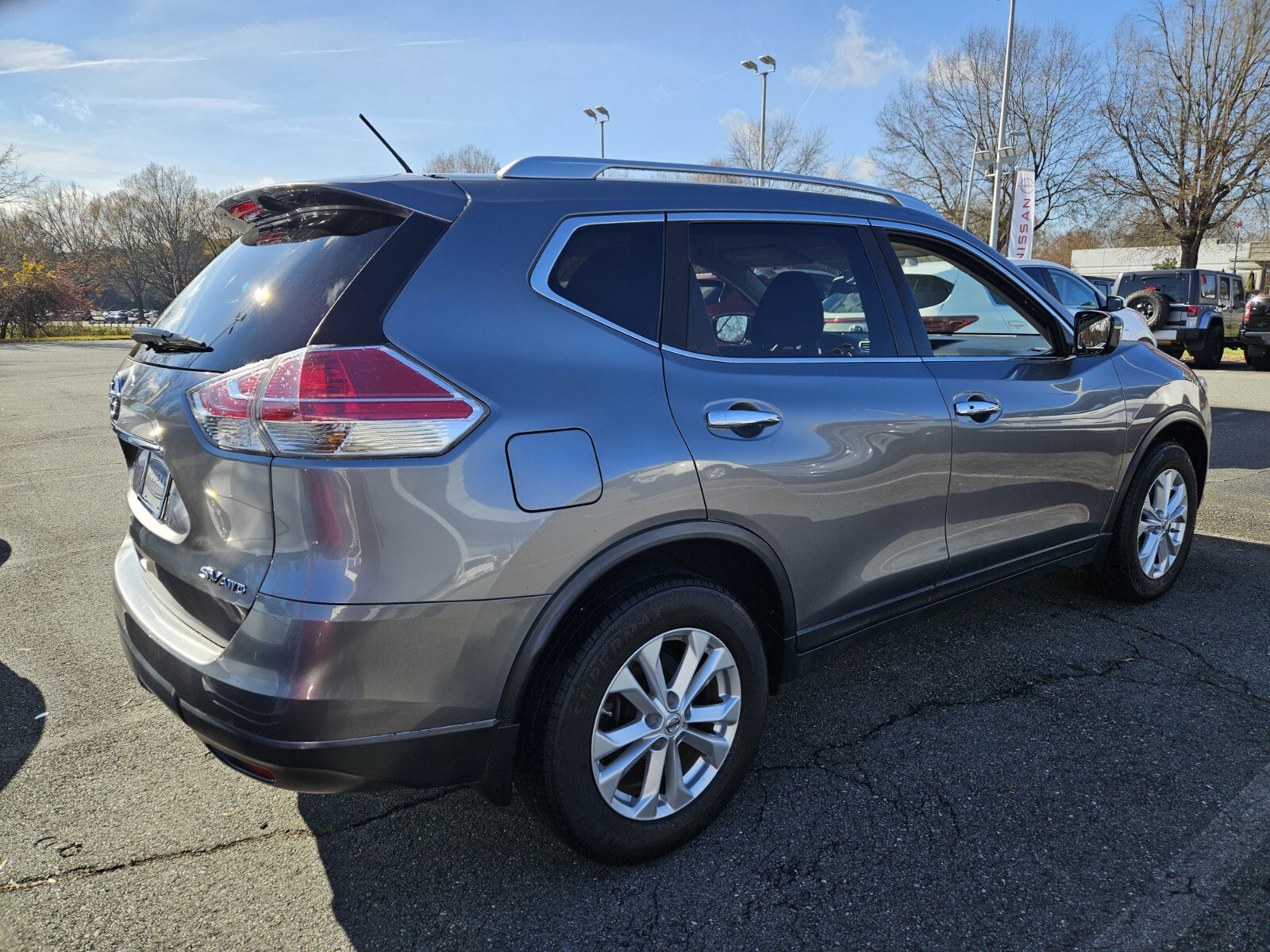 2016 Nissan Rogue SV AWD photo 4