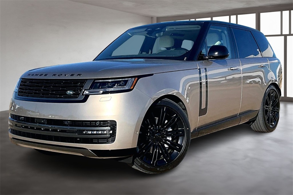 2026 Land Rover Range Rover SE's photo