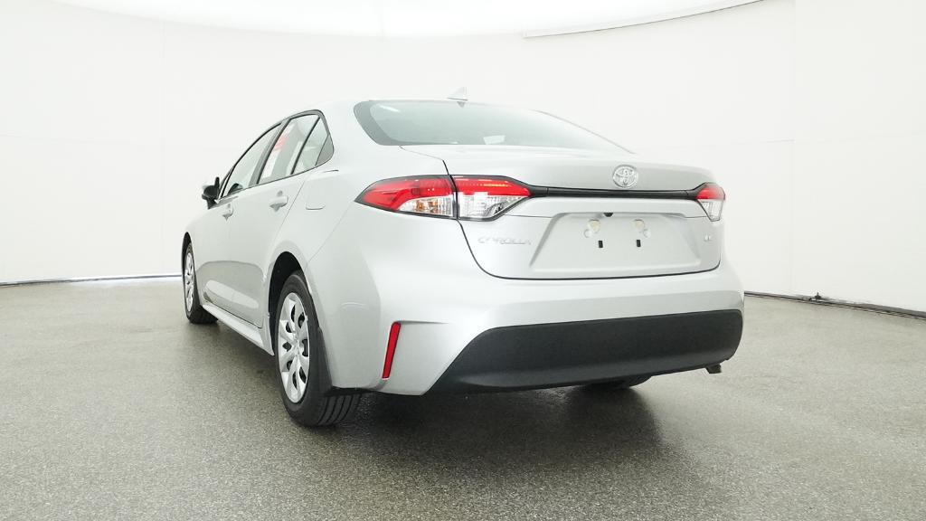 2025 Toyota Corolla LE photo 13