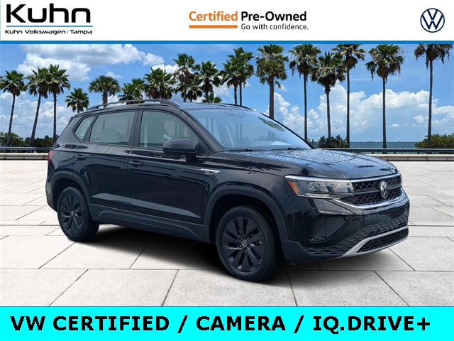 2024 Volkswagen Taos S's photo