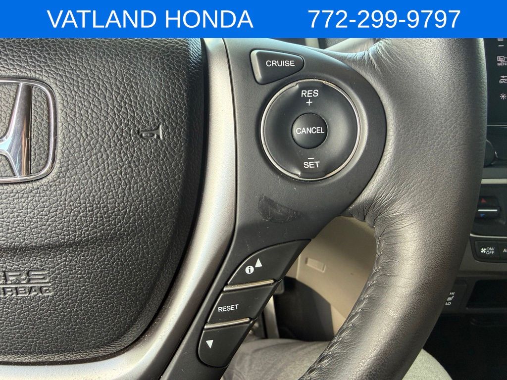 2019 Honda Ridgeline RTL-T photo 16