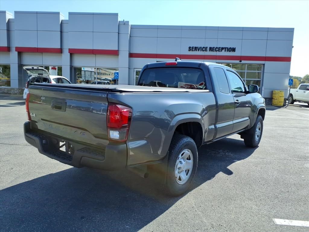 2021 Toyota Tacoma SR 4x4 photo 4