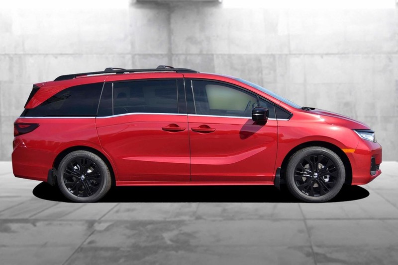 2026 Honda Odyssey Sport photo 4
