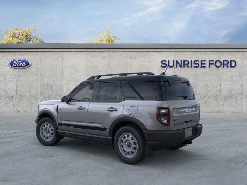 2024 Ford Bronco Sport Outer Banks photo 4