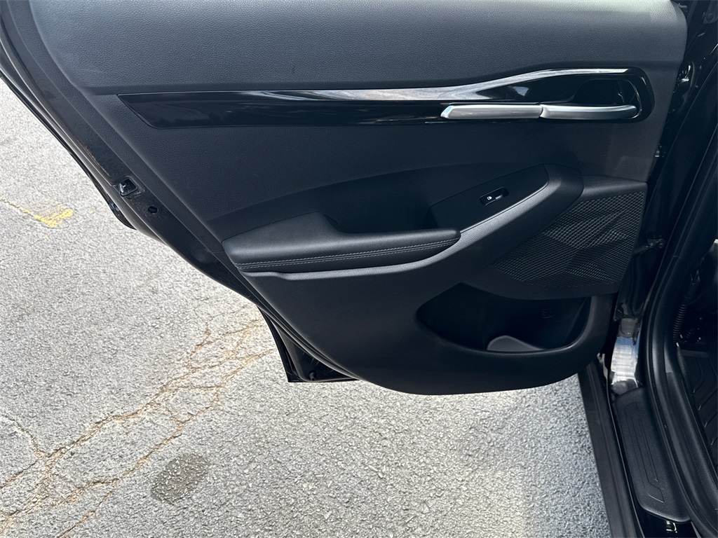2024 Kia Seltos EX photo 21