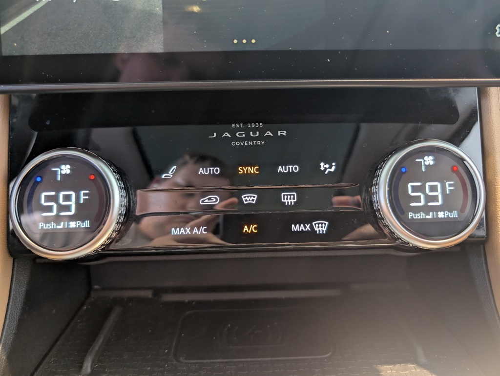 2023 Jaguar F-PACE P250 S photo 21