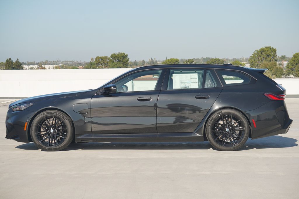 2026 Bmw M5 5 Touring photo 4