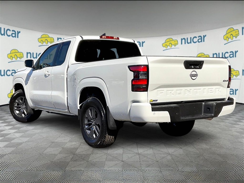2025 Nissan Frontier SV photo 4