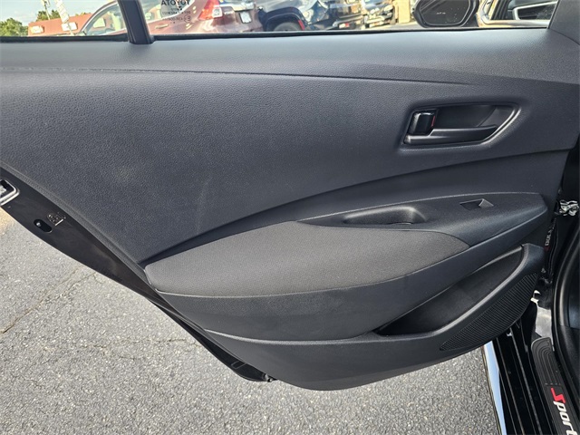 2025 Toyota Corolla LE photo 14