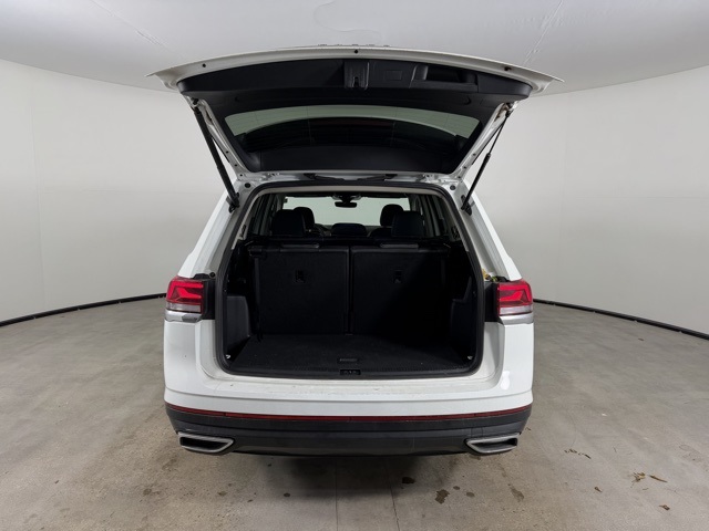 2025 Volkswagen Atlas SE photo 4