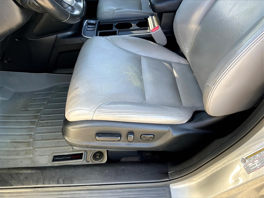 2016 Honda CR-V EX-L photo 32