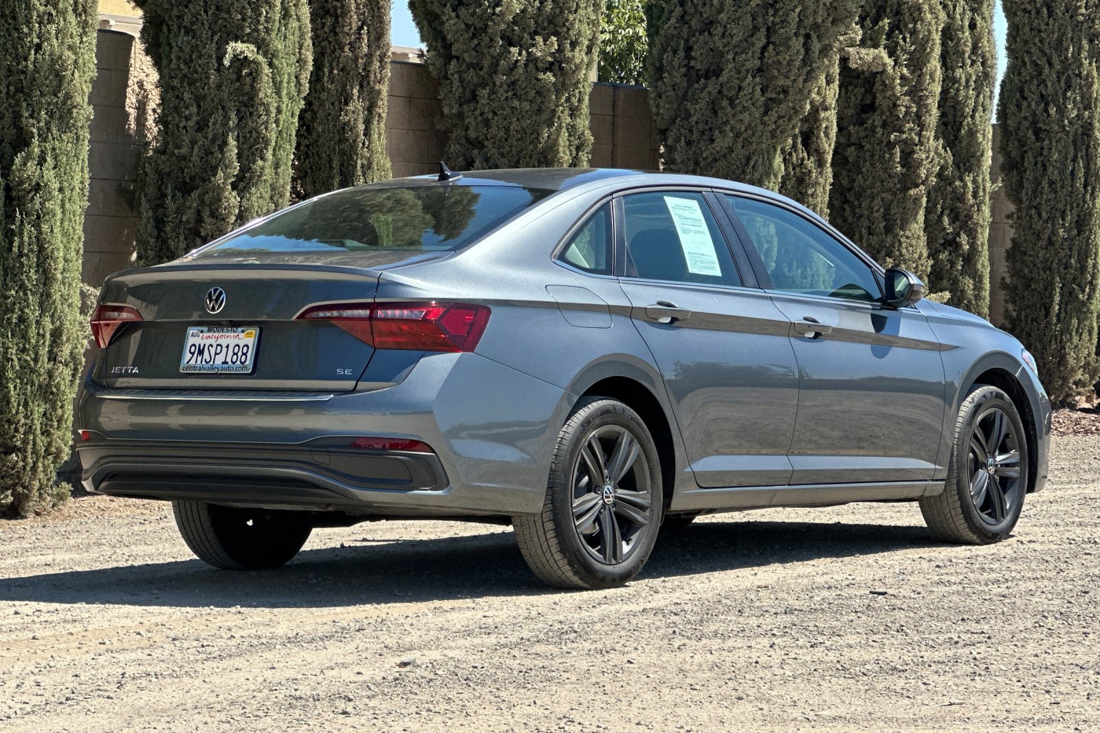 2024 Volkswagen Jetta SE photo 3