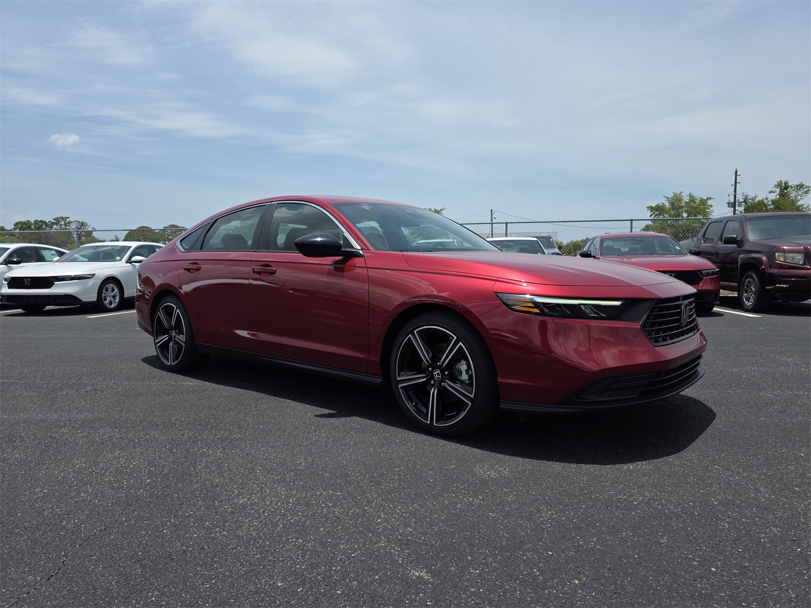 2025 Honda Accord Hybrid Sport photo 2