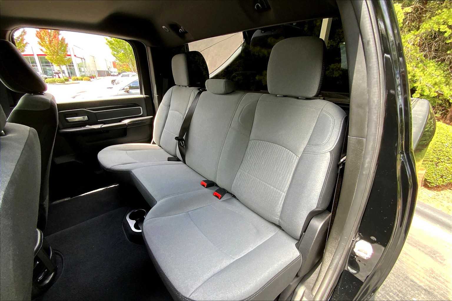 2022 Ram 2500 Big Horn photo 19