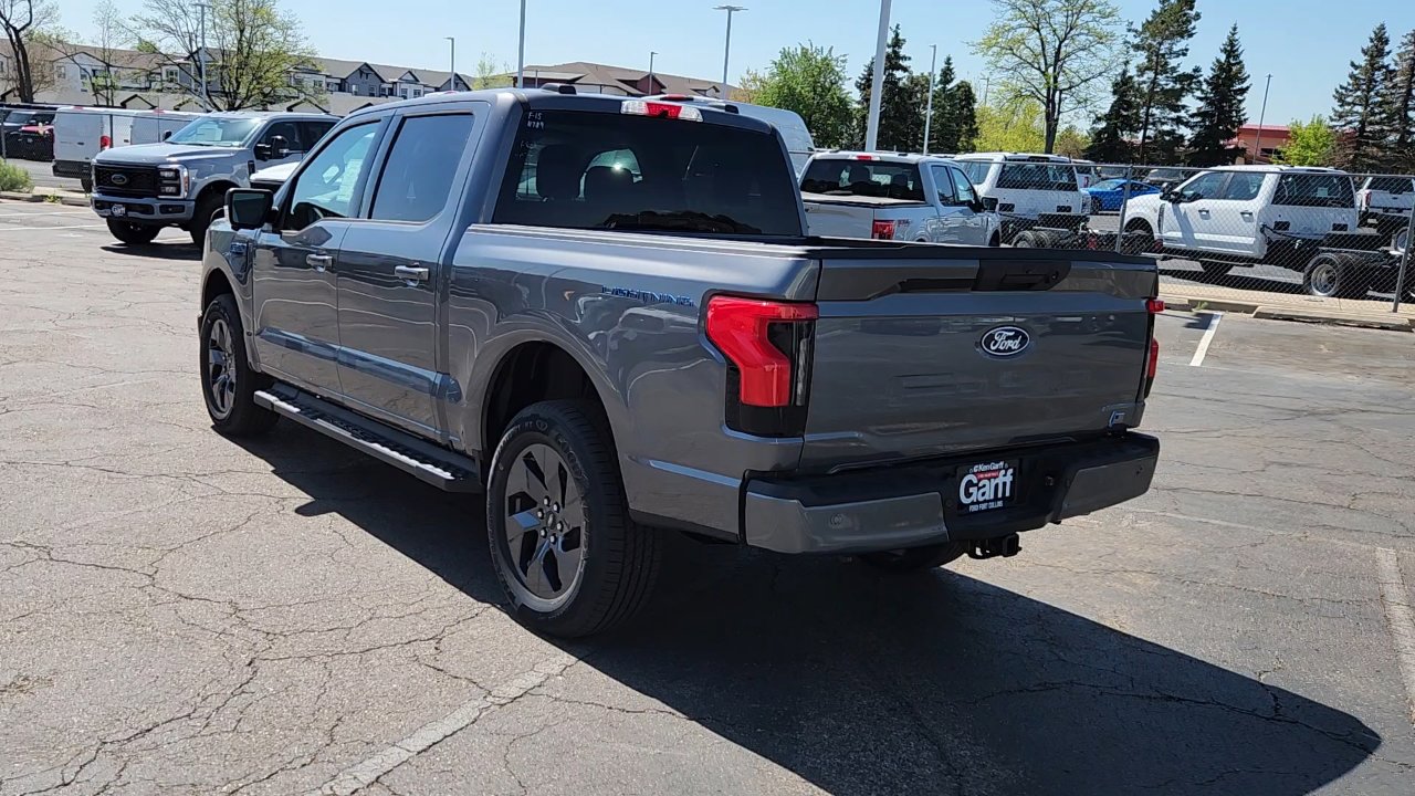 2025 Ford F-150 Lightning photo 5