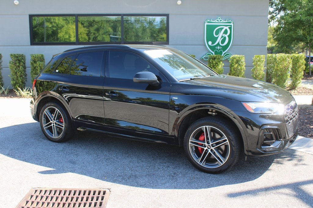 2024 Audi Q5 S line Prestige 55 TFSI Premium photo 2