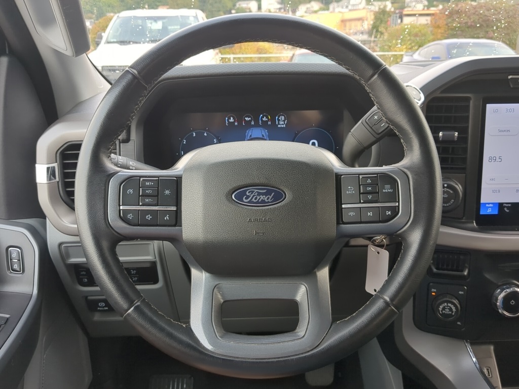 2024 Ford F-150 XLT photo 2
