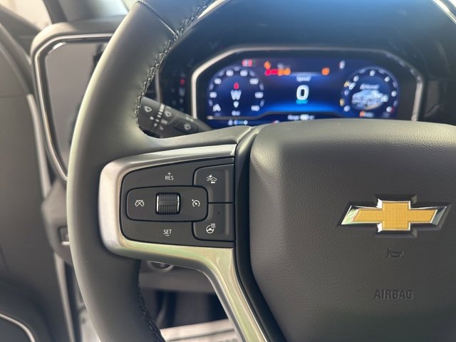 2025 Chevrolet Silverado 1500 LT photo 17