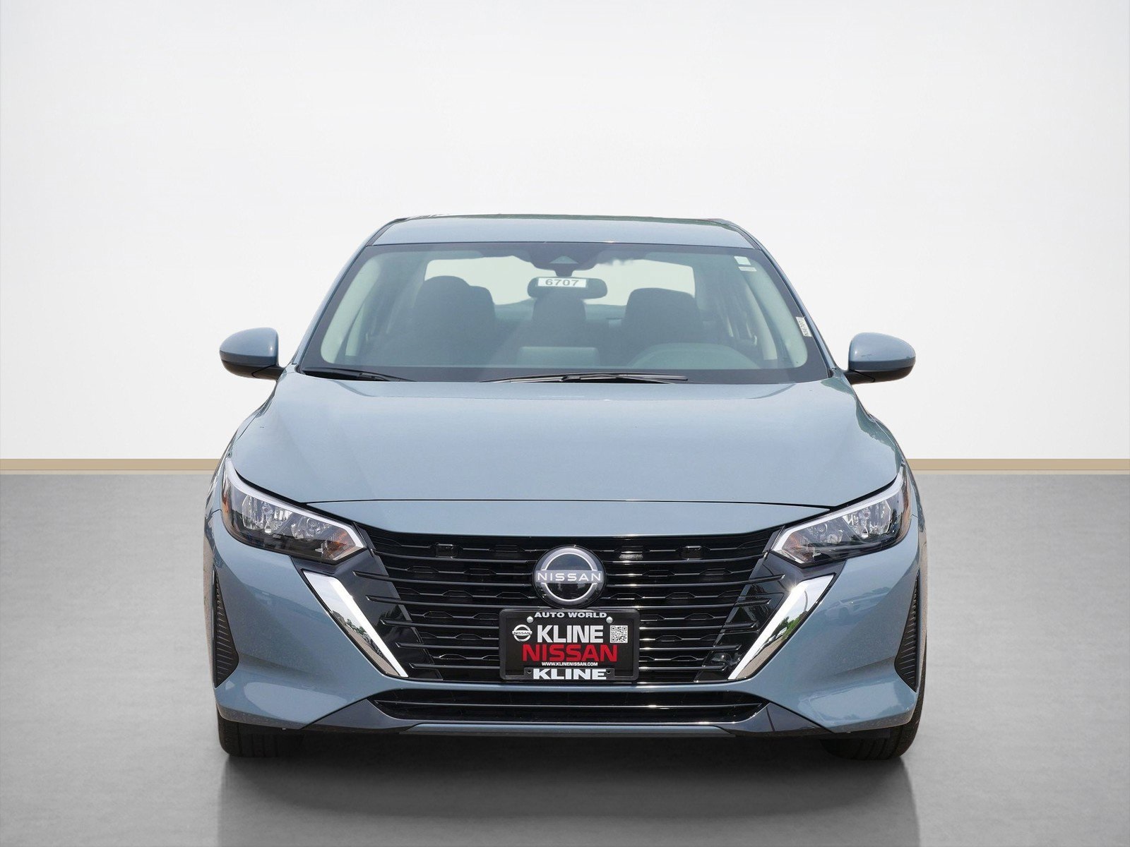 2025 Nissan Sentra SV photo 4