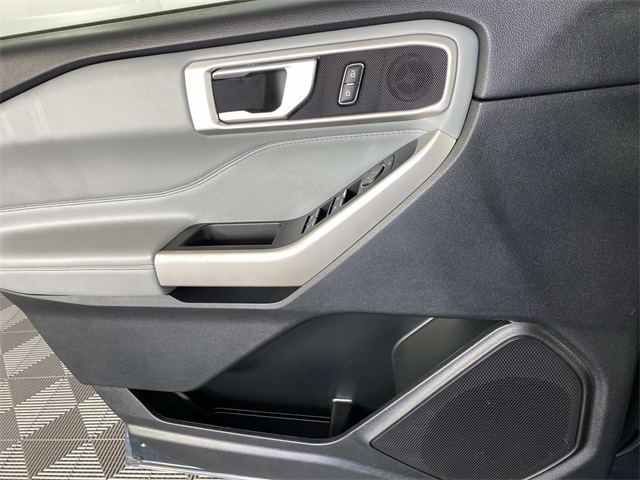 2022 Ford Explorer XLT photo 25