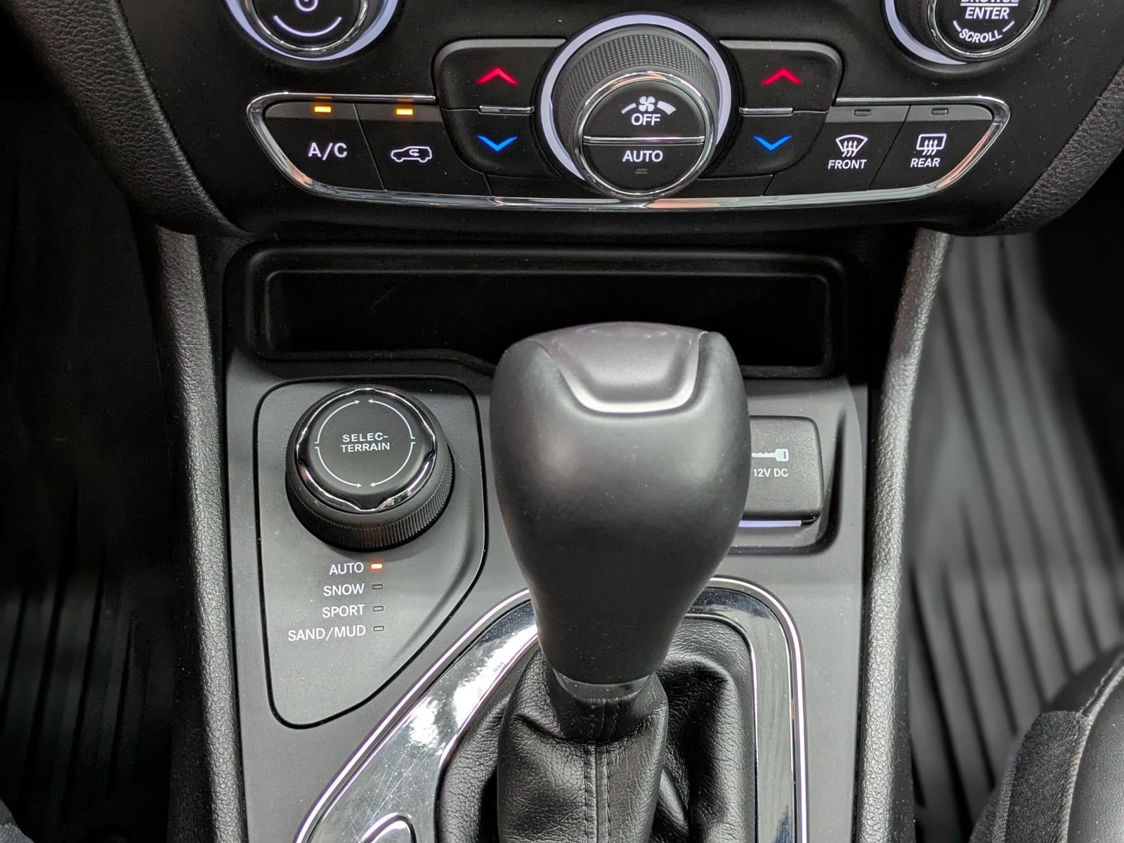 2021 Jeep Cherokee Limited photo 31