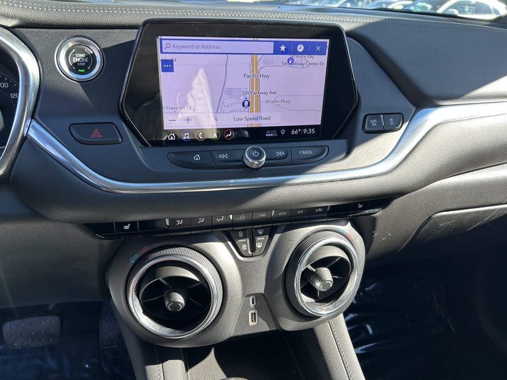 2019 Chevrolet Blazer Base 3LT photo 16
