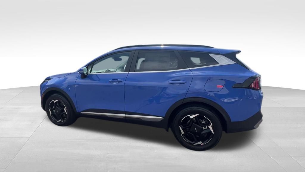 2026 Kia Sportage EX photo 3