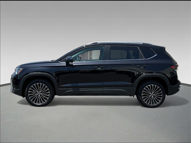 2025 Volkswagen Taos SE photo 3