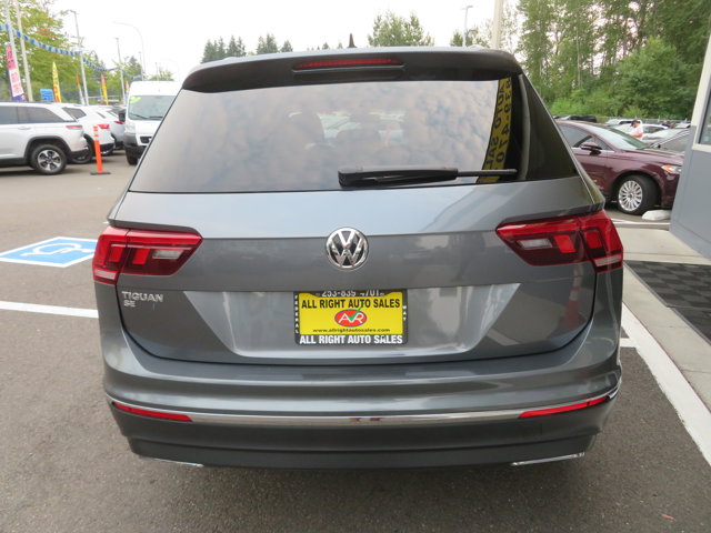 2021 Volkswagen Tiguan SE photo 3