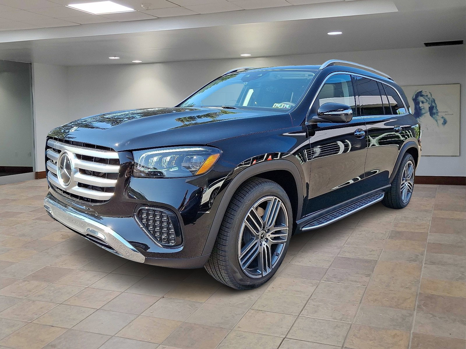 2026 Mercedes Benz GLS 450 4MATIC photo 3