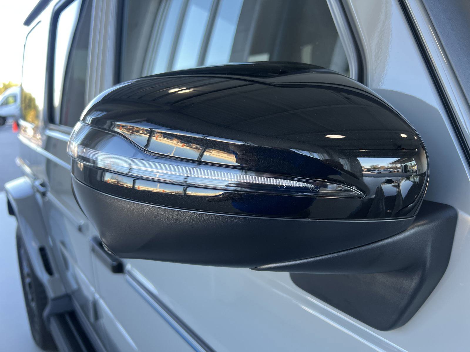 2025 Mercedes Benz G photo 7