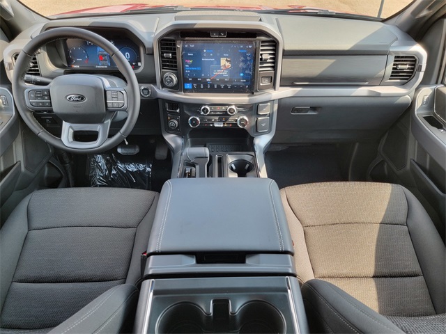 2025 Ford F-150 XLT photo 18