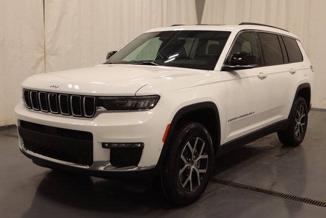 2025 Jeep Grand Cherokee Limited photo 4