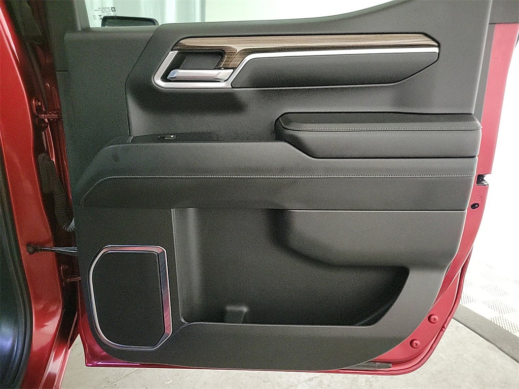 2024 CHEVROLET SILVERADO - Image 23