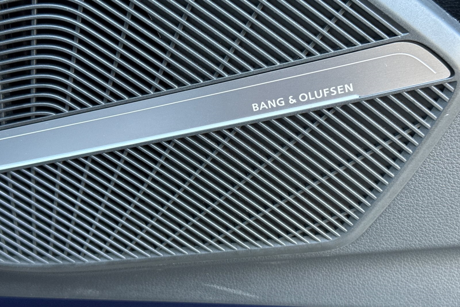 2024 Audi Q5 40 Premium Plus photo 17