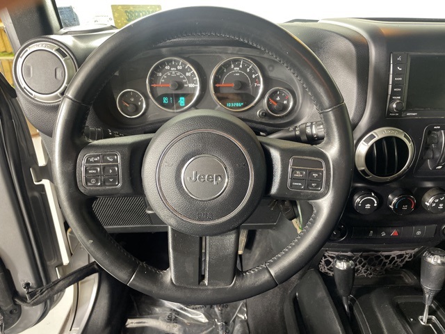 2017 Jeep Wrangler Unlimited Rubicon photo 18