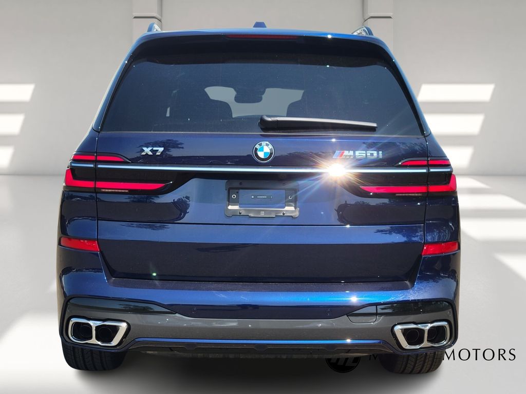 2026 Bmw X7 M60i photo 4