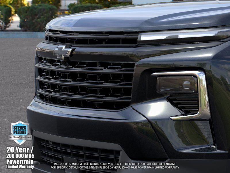 2025 Chevrolet Traverse photo 13