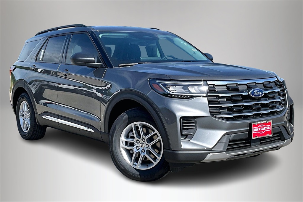 2025 Ford Explorer Active's photo