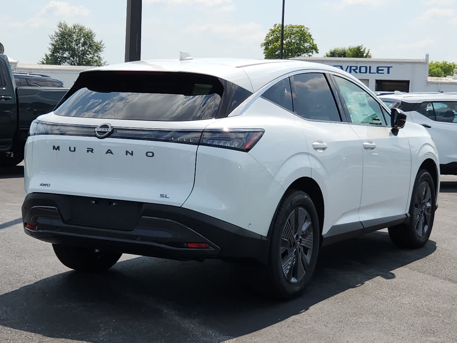 2025 Nissan Murano SL photo 2
