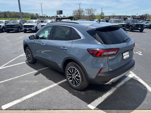 2025 Ford Escape Plug-In Hybrid Base photo 4