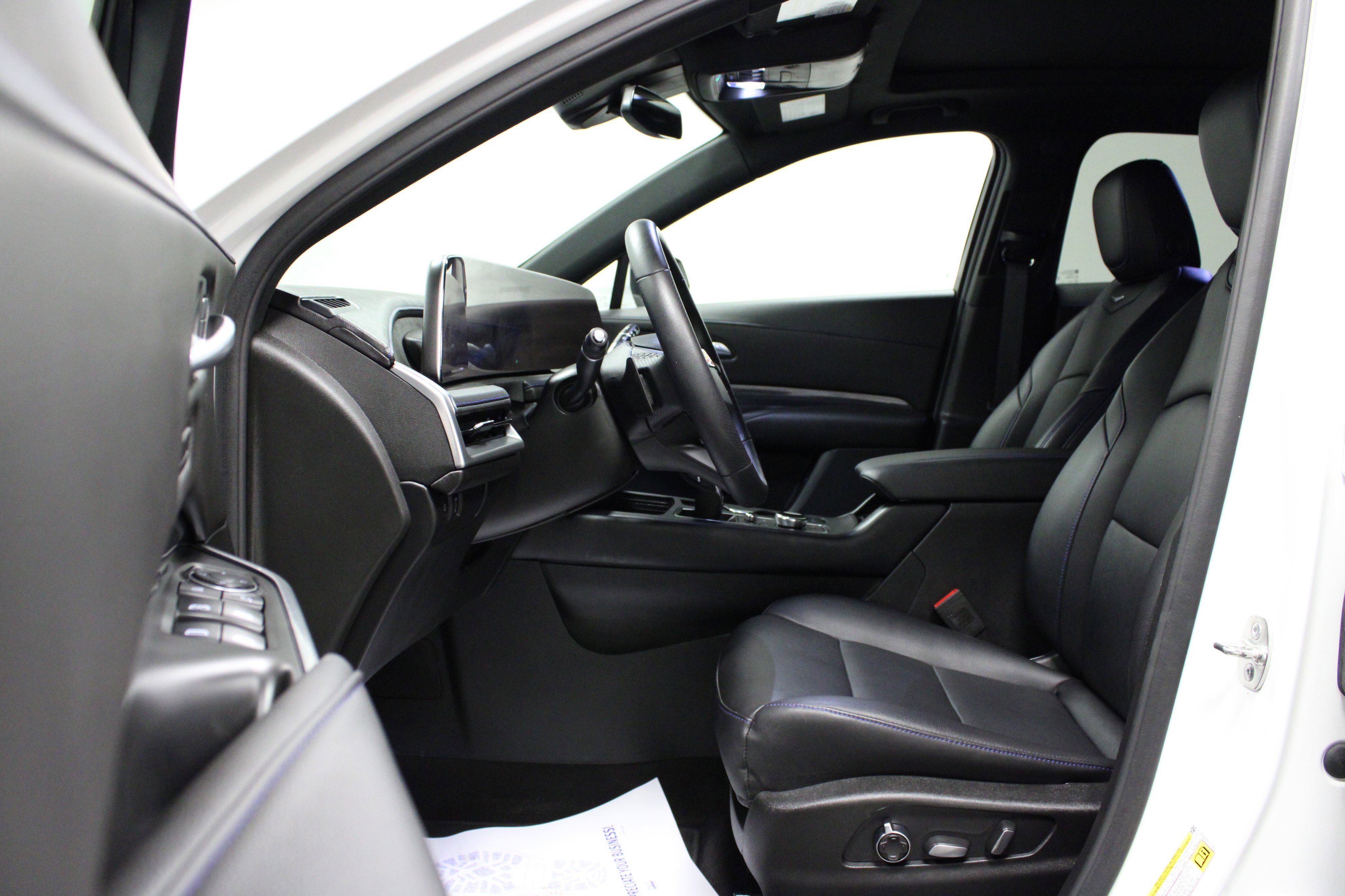 2024 Cadillac XT4 Sport photo 11