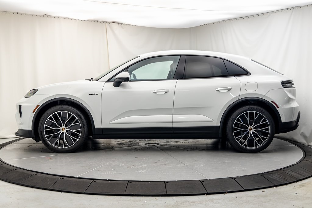 Certified 2024 Porsche Macan Base with VIN WP1AA2XAXRL002325 for sale in New York, NY