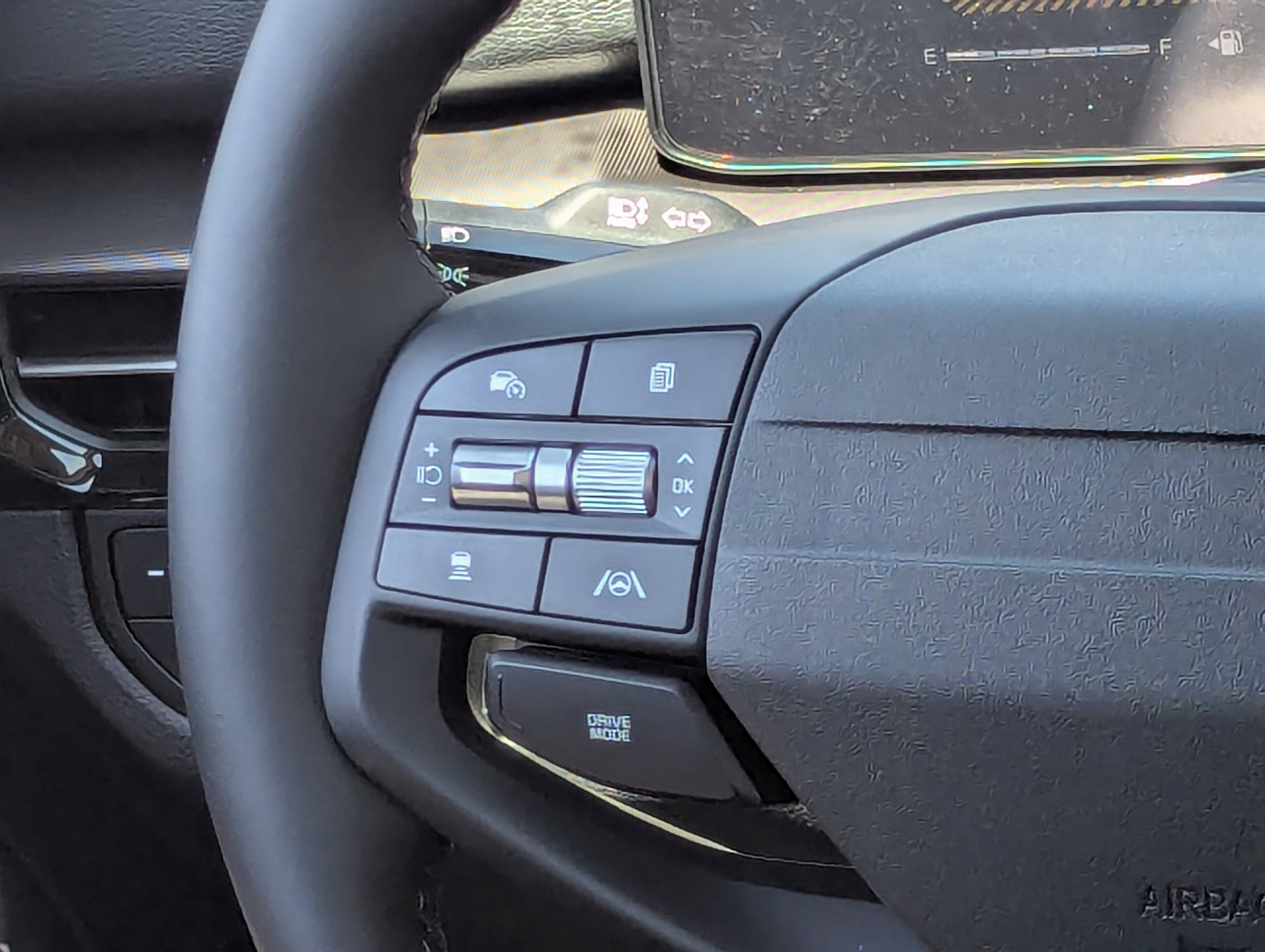 2026 Kia Sportage EX photo 2
