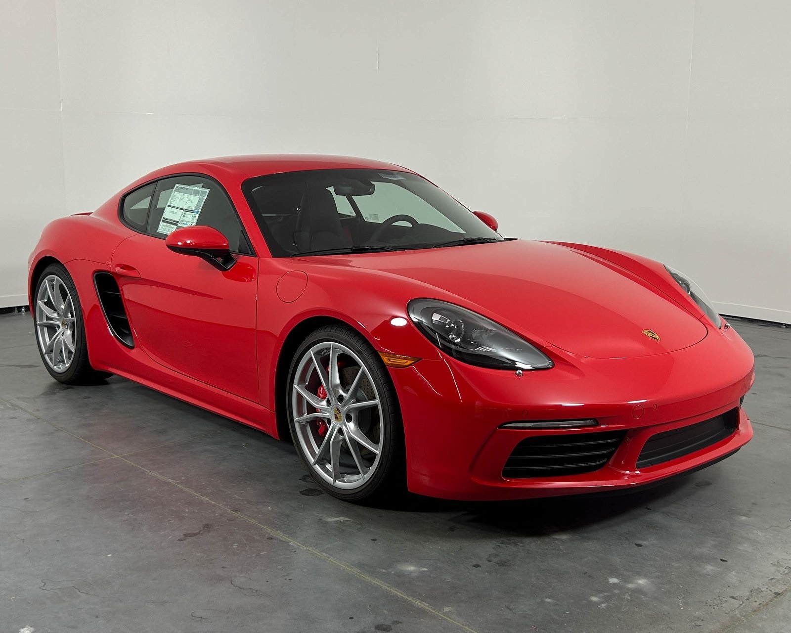2025 Porsche Cayman S photo 9