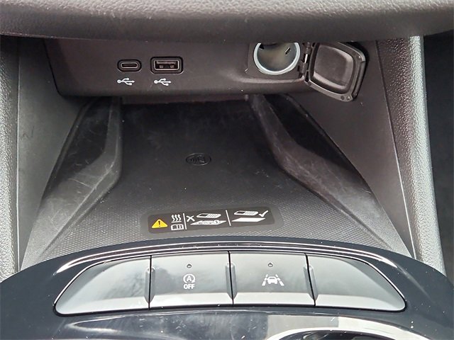 2024 Buick Envista ST photo 30