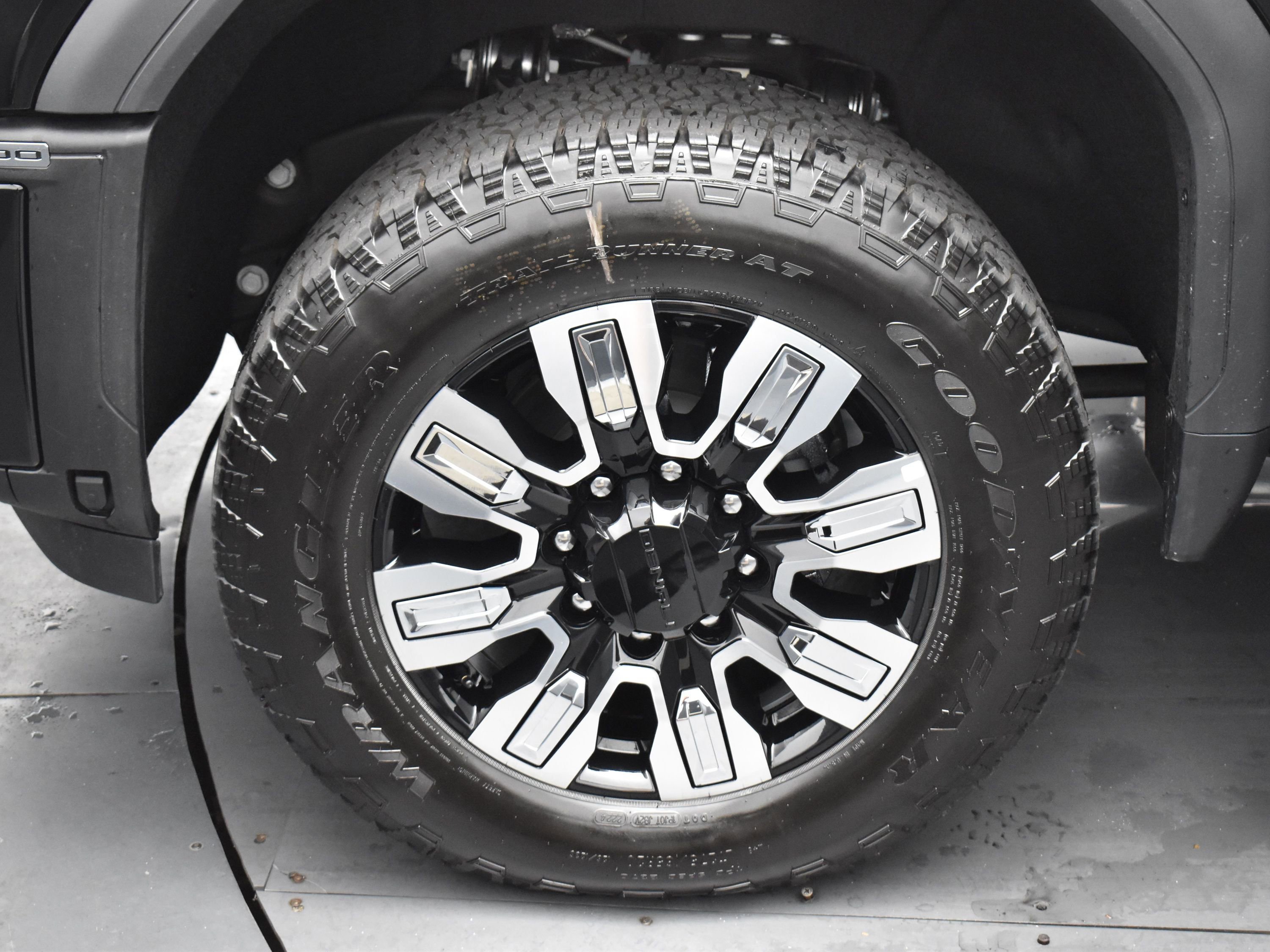 2024 Gmc Sierra 2500 HD Denali photo 36