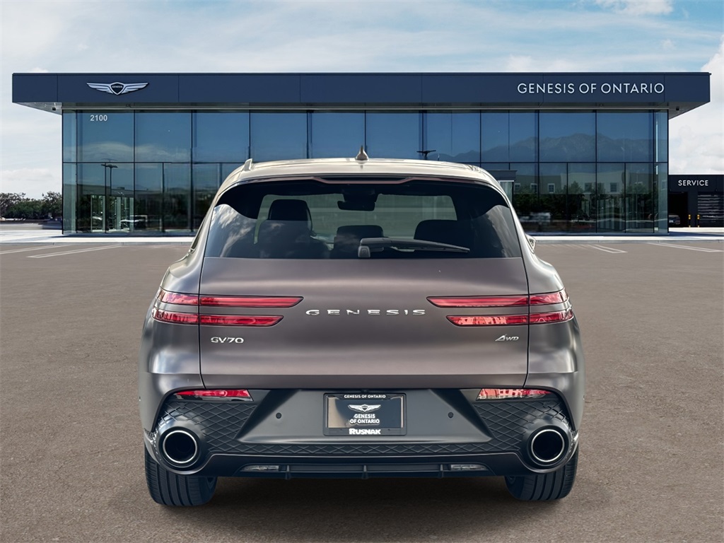 2023 Genesis GV70 2.5T photo 3